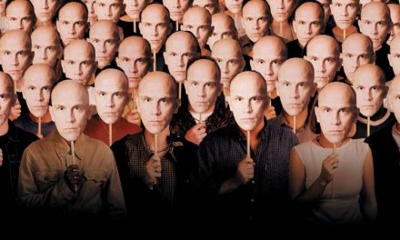 Portais, Chimpanzés e Marionetes: 25 Anos de ‘Quero Ser John Malkovich’