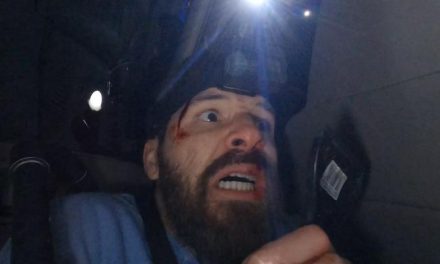 ‘Deadstream’: terror tira onda com influencers e youtubers