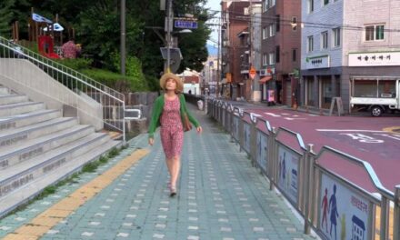 ‘As Aventuras de uma Francesa na Coreia’: as incógnitas do rosto de Isabelle Huppert
