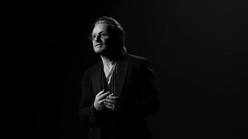 ‘Bono – Histórias de Rendição’: o palco como confessionário de um pop star