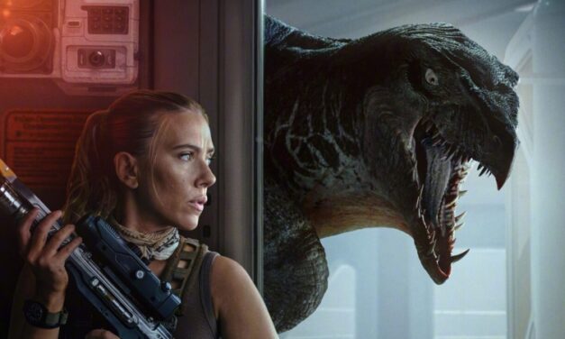 ‘Jurassic World’ domina os cinemas de Manaus em fim de semana de férias