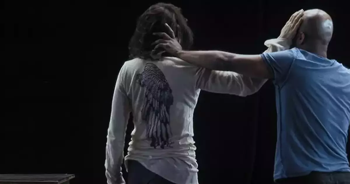 ‘In-I in Motion’: Juliette Binoche estreia na direção com ecos de Jacques Rivette