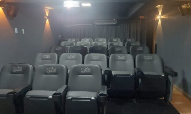 Sala de cinema pioneira do Casarão de Ideias fecha as portas neste domingo
