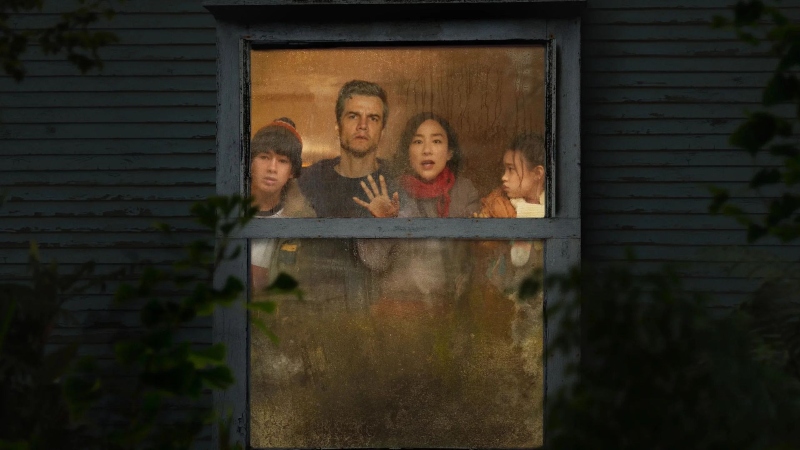 ‘A Última Casa’: suspense aprisiona personagens e o próprio filme
