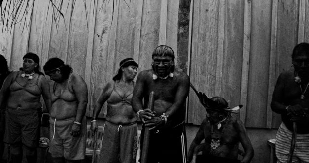 ‘Capim’: imagens apocalípticas para uma denúncia Xavante