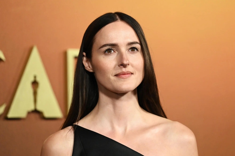 Renate Reinsve faz pioneira do feminismo em novo filme produzido por Rodrigo Teixeira
